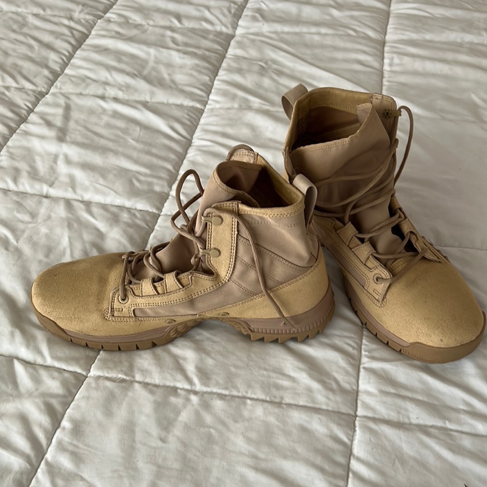 Nike Boots